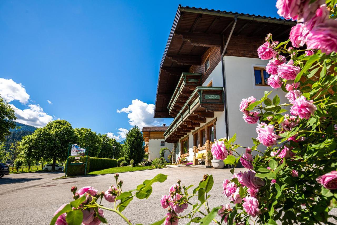 Holiday Im Gaestehaus Warter In Altenmarkt Altenmarkt im Pongau Eksteriør bilde